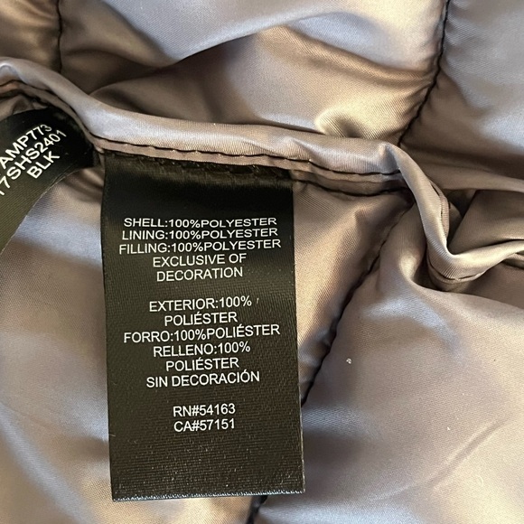 Kenneth Cole New York Black puffer Women’s jacket -Medium - Picture 3 of 4